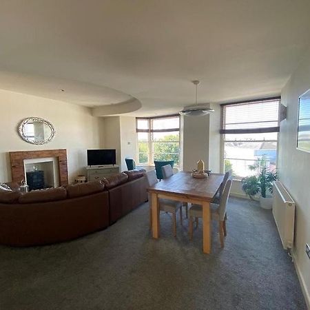Caldey View- A Beautiful Flat In The Heart Ofเท็นบี ภายนอก รูปภาพ